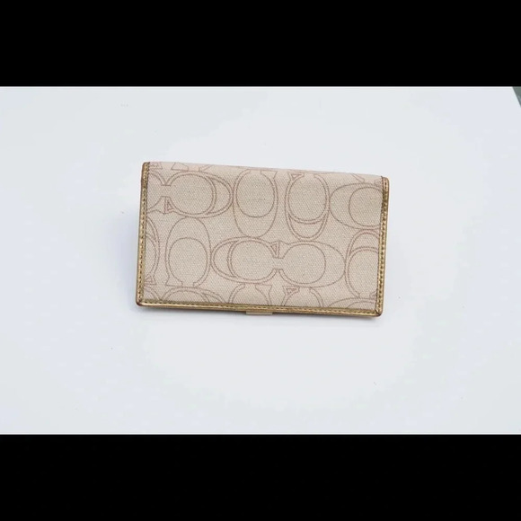 Coach signature logo check book cover - Picture 7 of 7